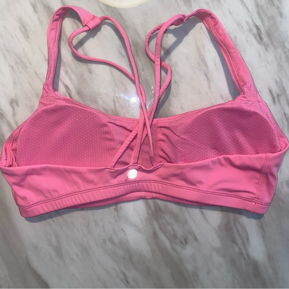 Pink sports bra - Picture 2 of 3